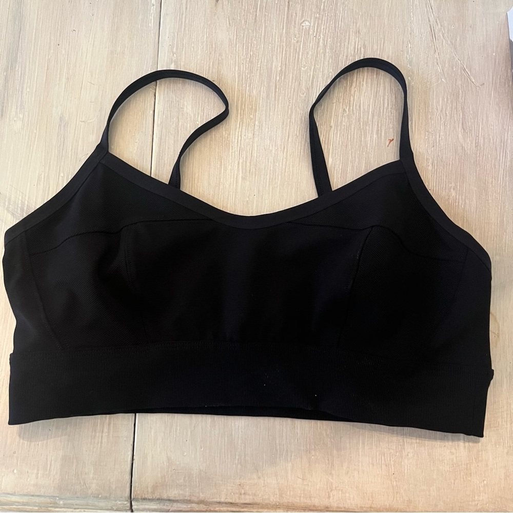 Stylish Women's Black Sports Bra